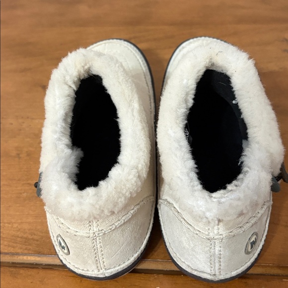 Merrell Spirit Tibet Black and Cream Performance Footwear Size 9 - Picture 9 of 13